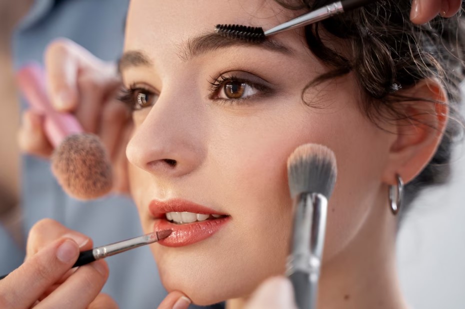 Full Face Makeup Services_near me_Amour Maison Beauty Experience_028907 Evergreen Rd, Southfield, MI 48076